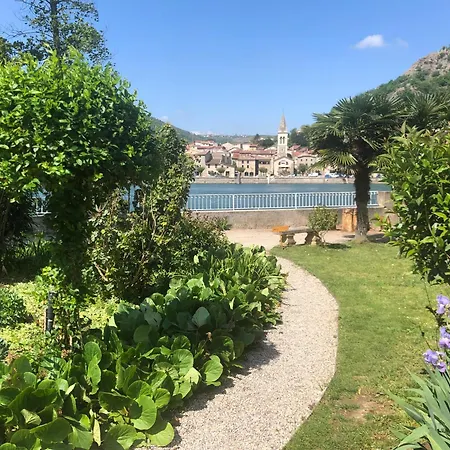 Rhôna